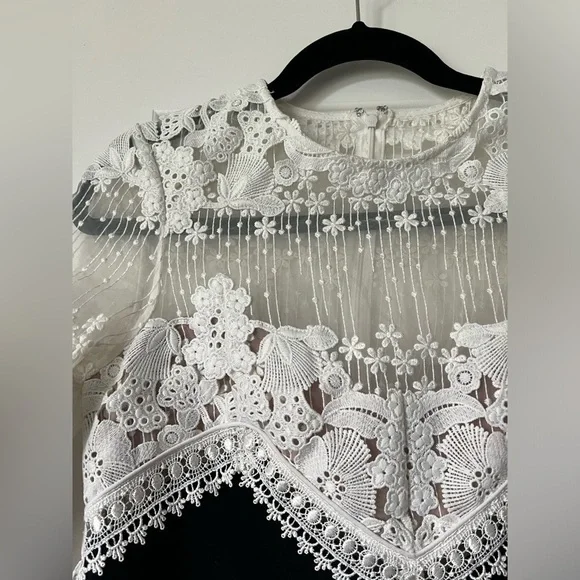 Self-Portrait Black and White Lace Tunic - Picture 2 of 5